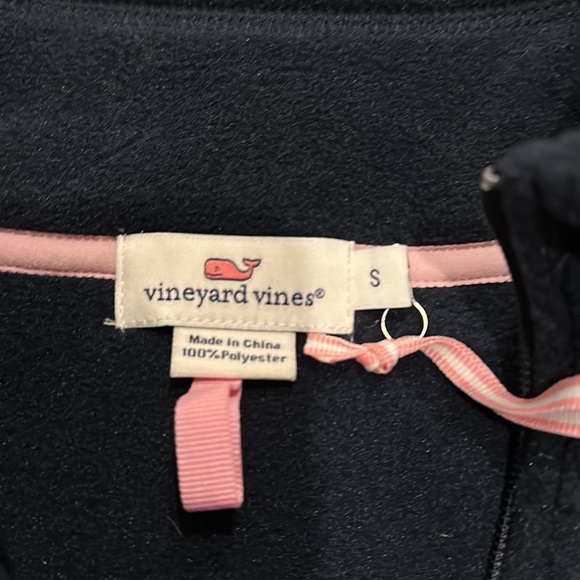 New Women’s Vineyard Vines Navy Vest size small - Picture 2 of 7